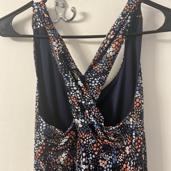NWOT sundress size lg cross cross back super flowy and flattering!! Stitchfix - Picture 3 of 4